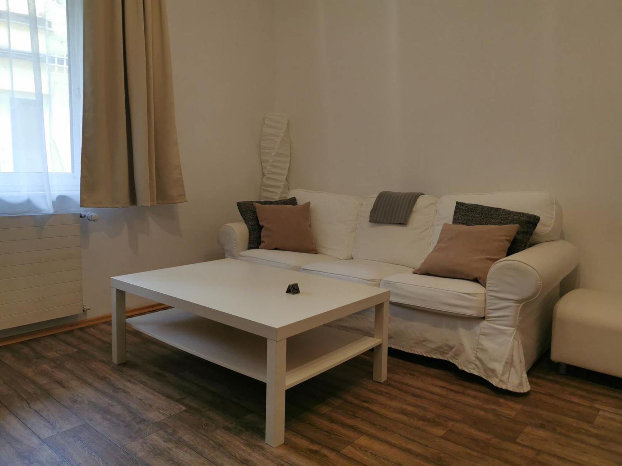 Apartament Ferienunterkuenfte In Sievering Mit Self-check-in Wiedeń